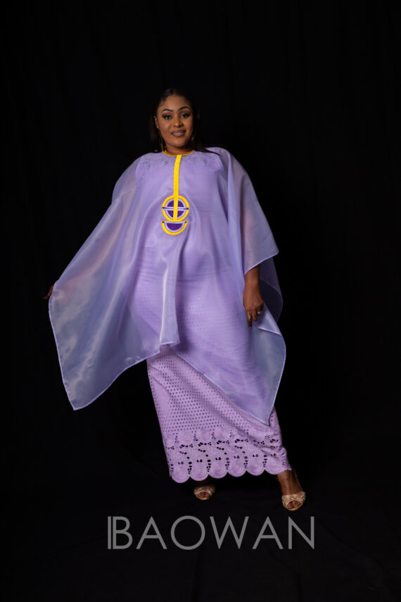 Cape Japan Moon et robe en dentelle (Violet)